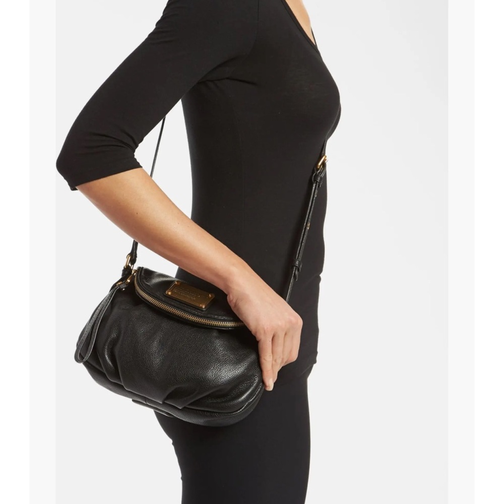 Marc Jacobs Black Leather Crossbody Bag - Picture 4 of 12